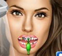 Анджелина у дантиста